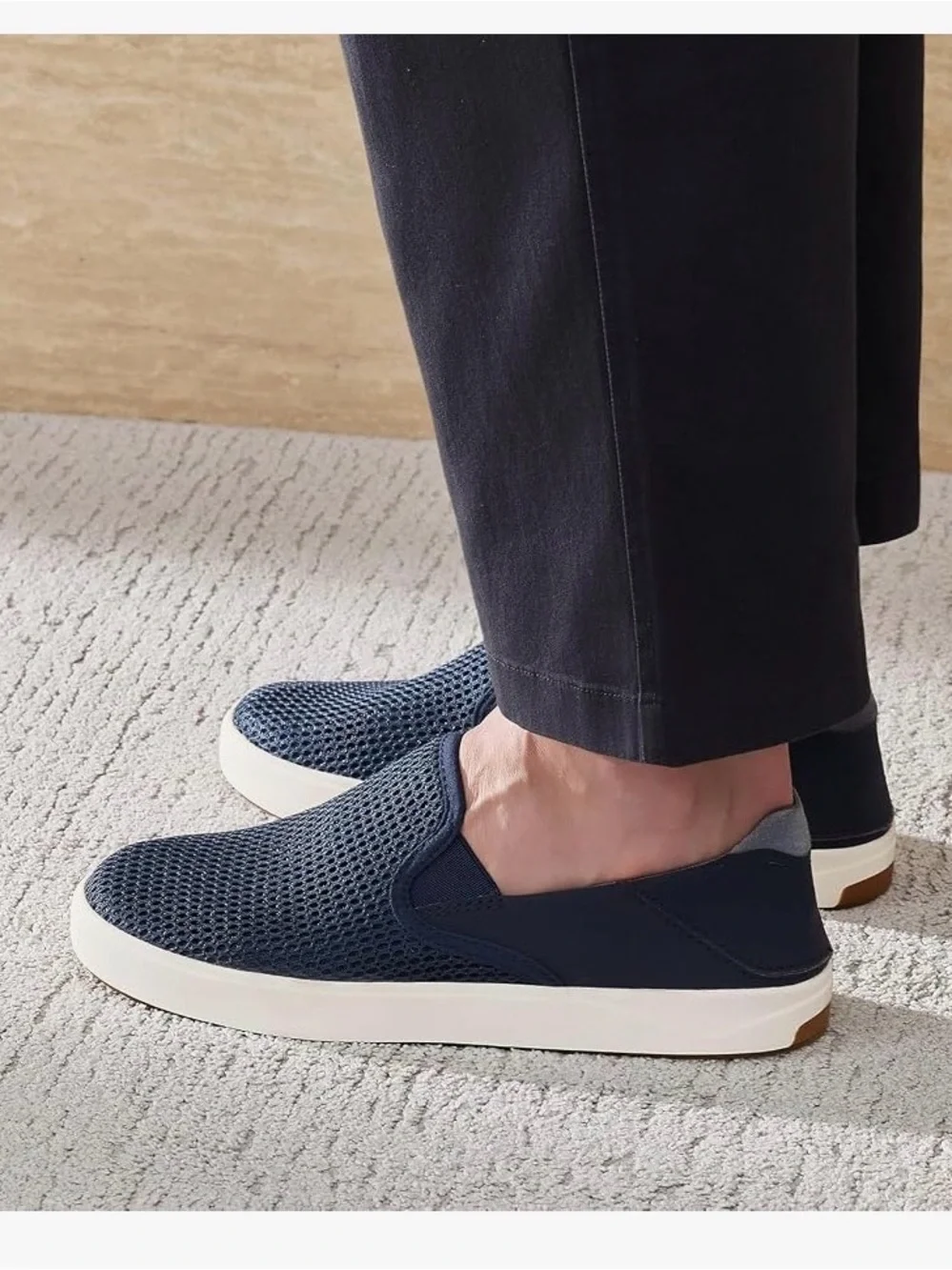 Men’s Slip-On Mesh Loafers in Navy